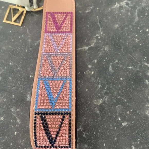 Victoria secret keychain - Picture 3 of 4